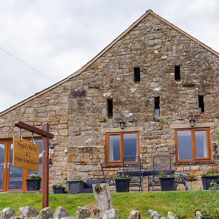 2 Peggies Barn Ferienhaus