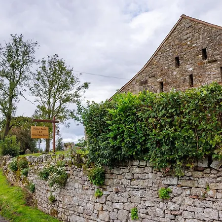 2 Peggies Barn Ferienhaus *